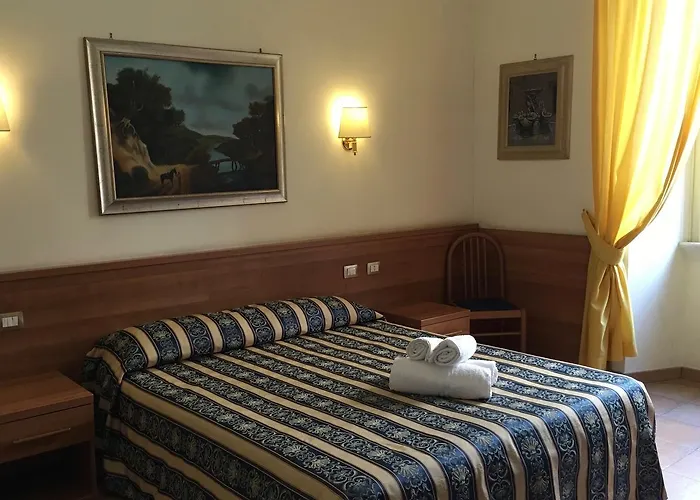 Bolognese Hotel 2*
